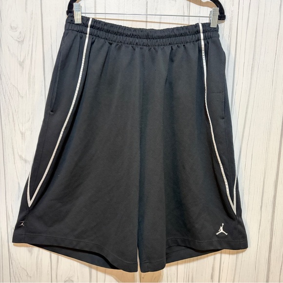 Jordan Other - JORDAN Men’s Mesh Basketball Shorts in Black with White Piping, XXL